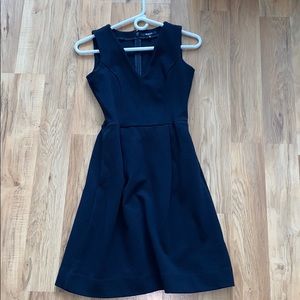Madewell navy v neck dress